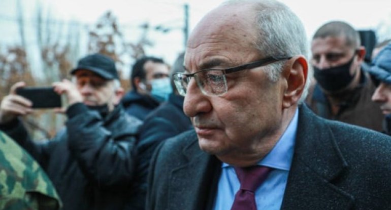 Manukyandan acı ETİRAF: “Artıq Ermənistanı heç kim saya salmır”