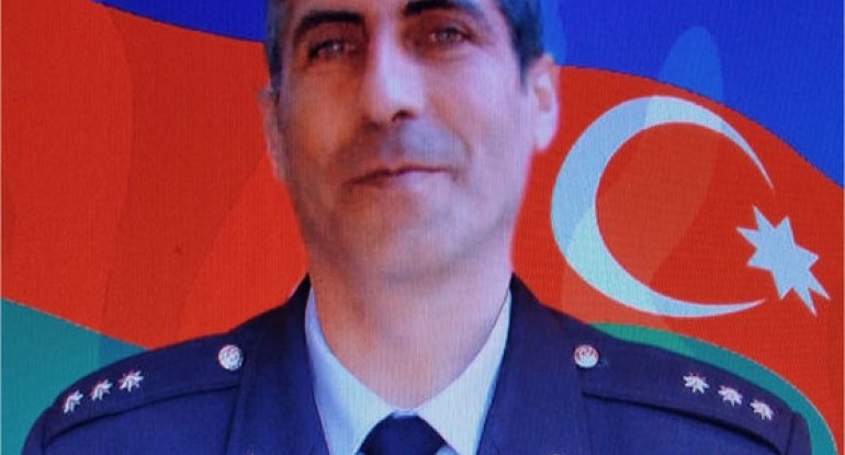 49 yaşlı şəhidin oğlu: “Atam qollarında yaralı əsgəri ilə birlikdə şəhadətə yüksəlib” - FOTO