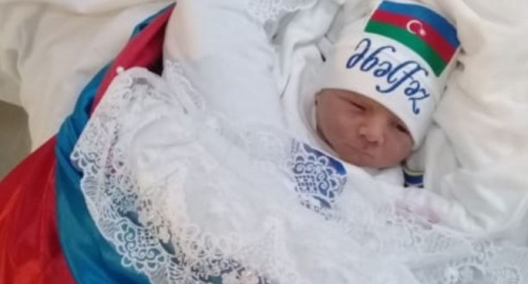 Daxili Qoşunların şəhid baş çavuşunun ilk övladı dünyaya gəlib - FOTO