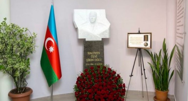 Şəhid gömrükçünün büstü qoyuldu – FOTO