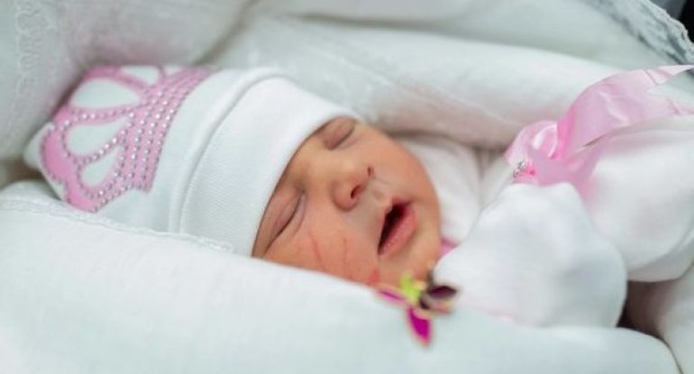 Vətən müharibəsindən sonra doğulan şəhid övladlarının hesabına 5 000 manat köçürüləcək - FOTO