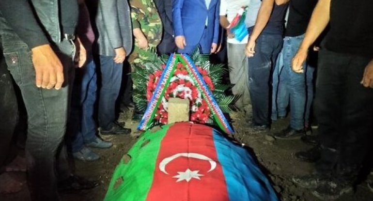 Dəfninə hazırlıq görülən ƏSGƏR SAĞ ÇIXDI - VİDEO