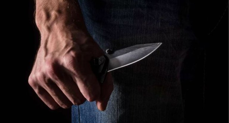 Bakıda 34 yaşlı kişi bıçaqlandı