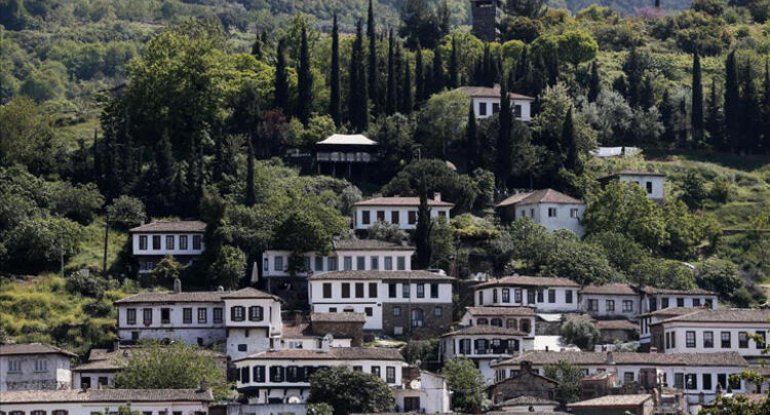 Turizmin vazkeçilməz ünvanı - İzmir