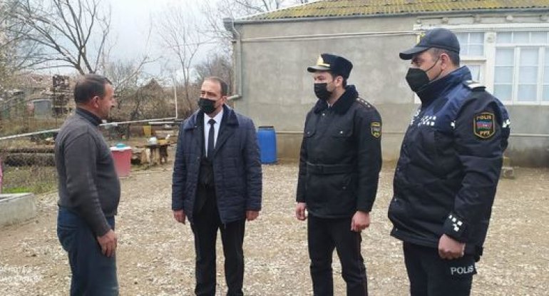 Goranboyda polis əməkdaşları şəhid ailələrinə bayram sovqatı aparıb – FOTO