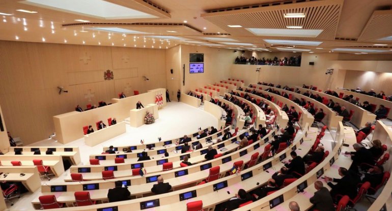 Qarabağ məsələsi Gürcüstan parlamentində müzakirə olunacaq