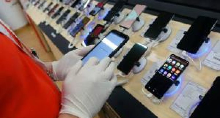 Mütəxəssislər milyonlarla “Android” smartfonuna müdaxilə ilə bağlıxa0 xəbərdarlıq edibxa0
