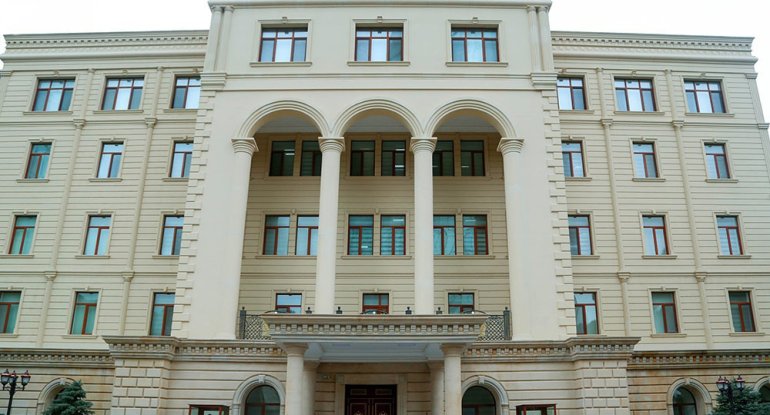 MN:Ordumuza məxsus avtomobil Ermənistanla sərhəddə minaya düşüb