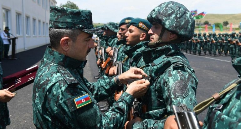 Vətən müharibəsi qəhrəmanlarına orden və medallar təqdim olunub - FOTOxa0