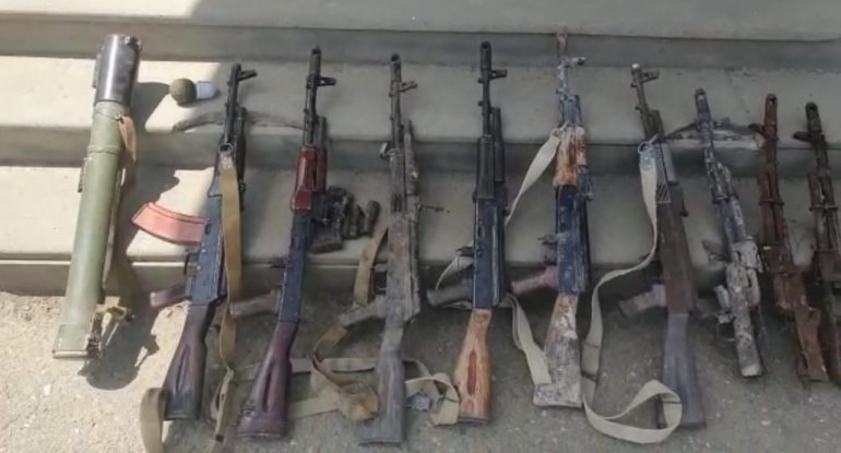 Xocavənddə polis əməkdaşları tərəfindən silahlar aşkar edilib