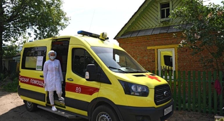 Rusiyada bir gündəxa0351 nəfər koronavirusdan ölüb