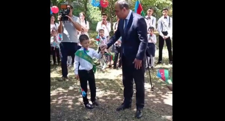 Təhsil naziri “Son zəng” çaldı - FOTOLAR