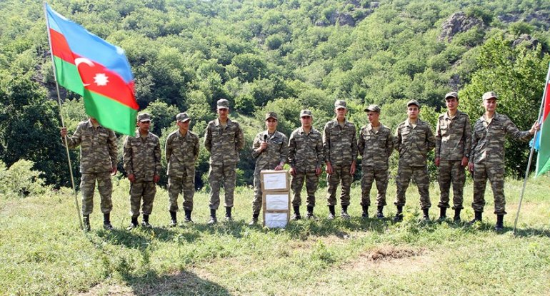Qarabağda dislokasiya olunmuş bölmələrimizdə Milli Qurtuluş Günü qeyd olunub