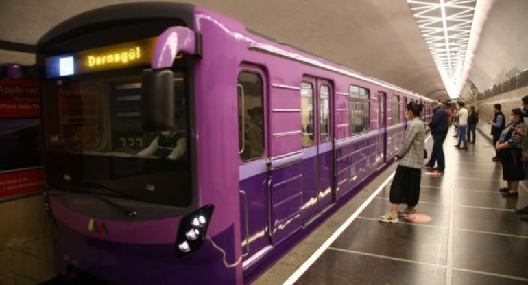 Bakı metrosundaxa0tüstülənmə baş verdi