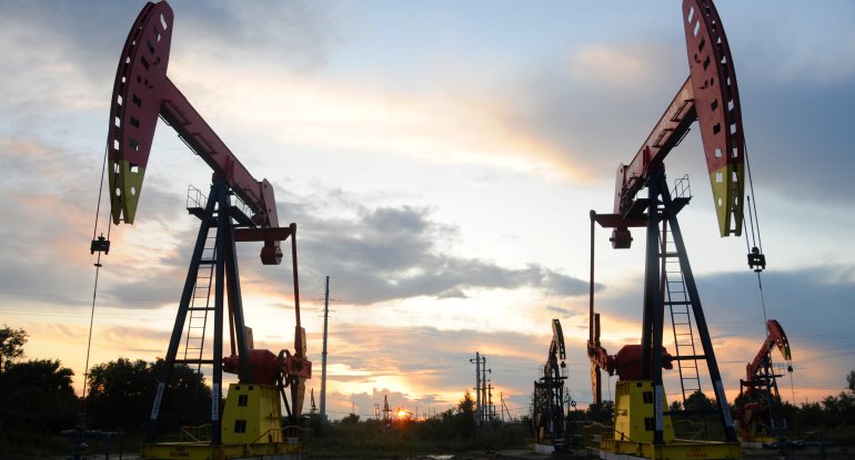 Azərbaycan neftinin qiyməti 76 dolları ötdü