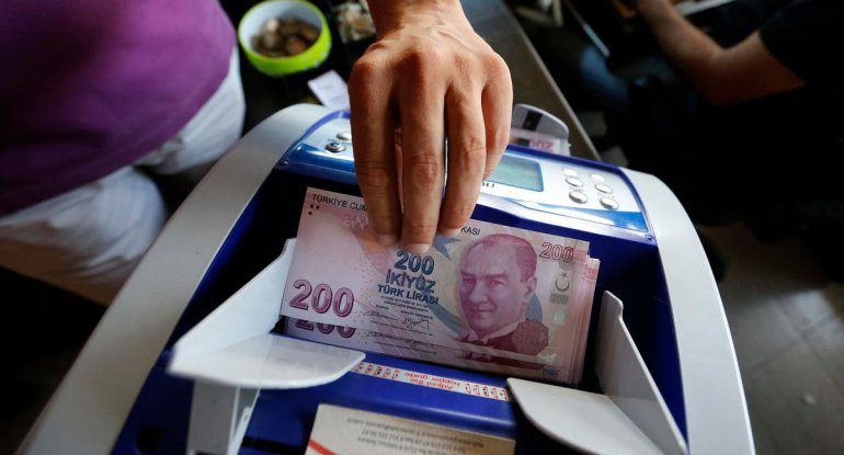 Türk lirəsi yenə ucuzlaşdı - Tarixi minimumu yenilədi