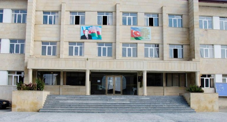 Bakıda Milli Qəhrəman və şəhid adı daşıyan məktəblərin sayı açıqlandı
