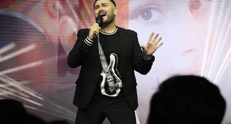 “Ziyalı təbəqə köhnə tanış-tunuşunu toya çağırmazdı”