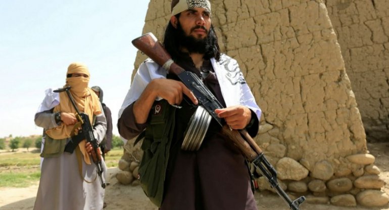 “Taliban” Əfqanıstan-Tacikistan sərhədinin əsas keçid məntəqəsini ələ keçirdi