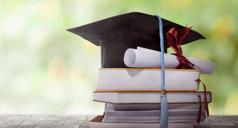 DİM: Özəl universitetlər intellektli tələbələrin təhsilhaqqına güzəşt etməlidir