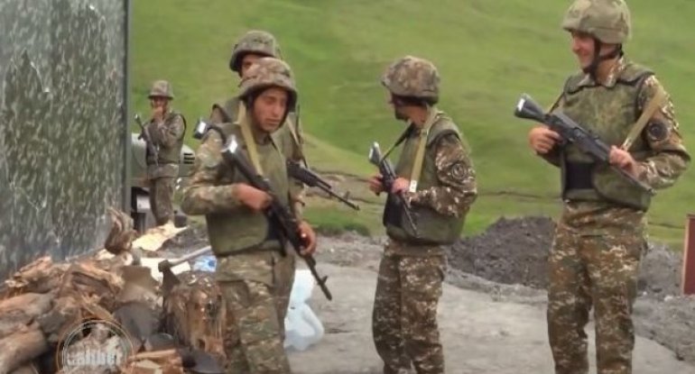 “Caliber”: Erməni siyasətçilər öz müdafiə idarələrinin itkilər barədə məlumatlarına inanmır – VİDEO