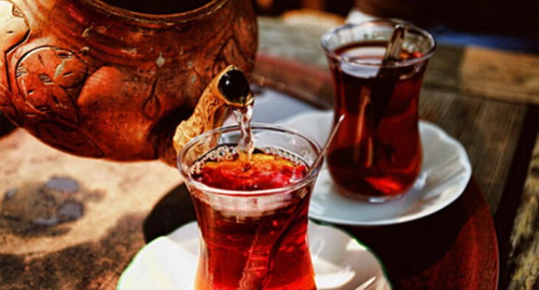 40 dərəcə istidə çay, yoxsa soyuq su?