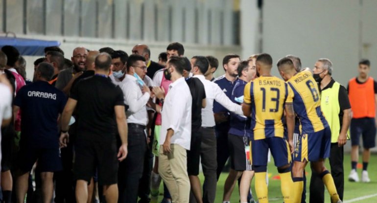 UEFA "Qarabağ"ın oyununda baş verənlərlə bağlı intizam işi açıb - VİDEO