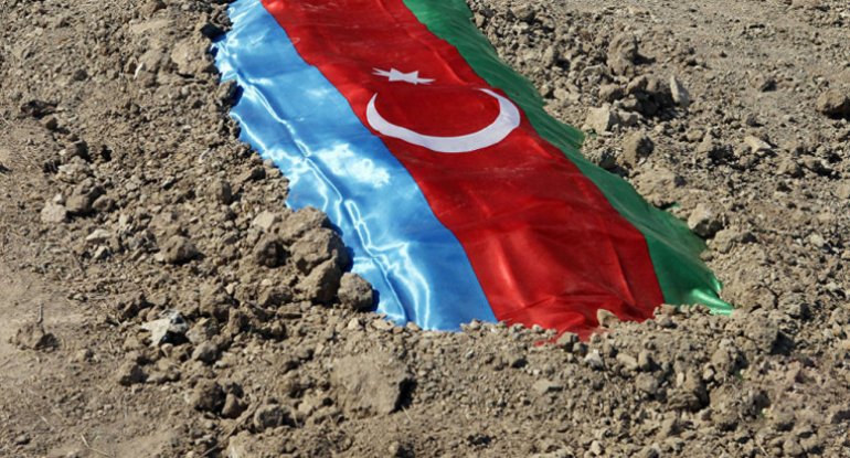 Kəlbəcərdə həlak olmuş hərbçilər dəfn edilib - FOTO