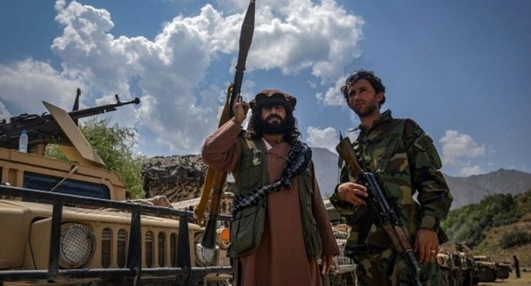 Talibana qarşı müqavimət alovlanır: Əfsanəvi komandirin oğlu daha üç bölgəni ələ keçirdi