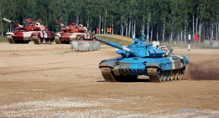 Hərbçilərimiz “Tank biatlonu” müsabiqəsində ilk yarışa başlayıblar - FOTO