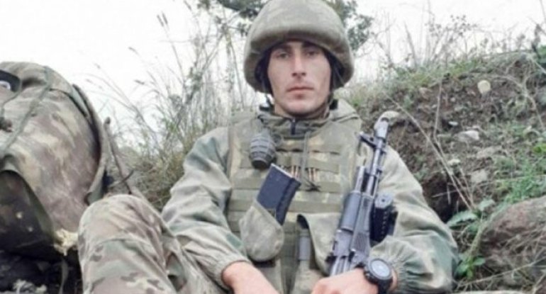 Vətən müharibəsində tarix yazan cəsur döyüşçü - FOTO