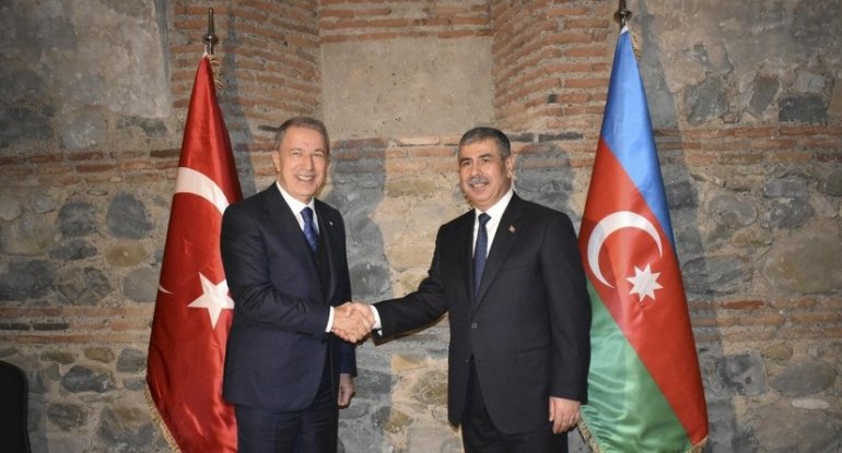 Zakir Həsənov türkiyəli həmkarı ilə görüşüb