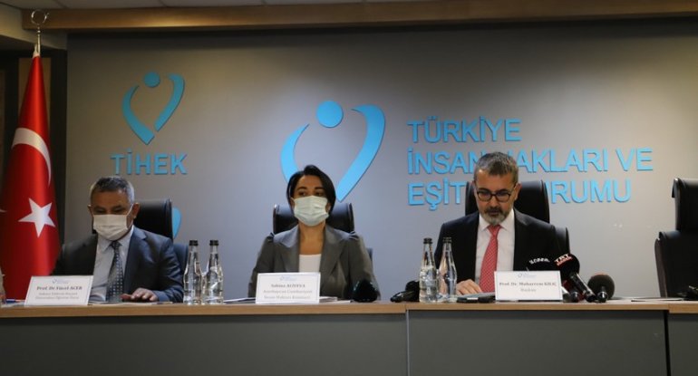 Türkiyə Ombudsmanı Ermənistanın törətdiyi cinayətlərlə bağlı hesabatı açıqlayıb