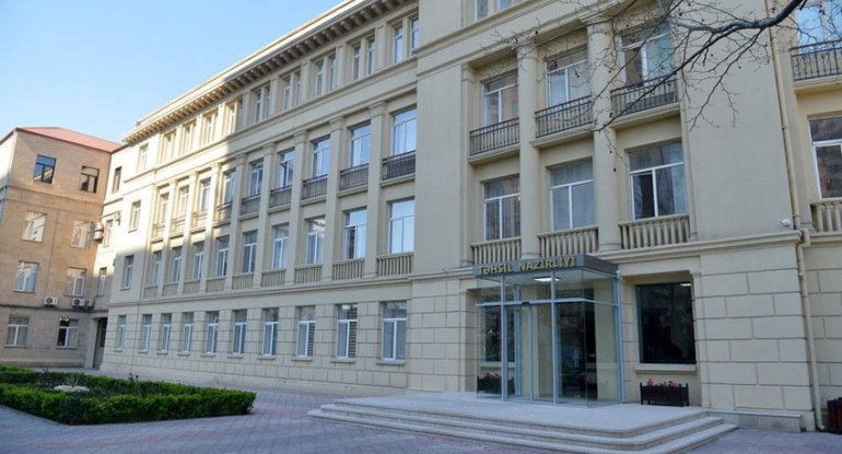 Nazirlik yeni ştamların yayılmasının qarşısını almaq üçün tədbirləri açıqladı