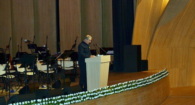Hulusixa0Akar Azərbaycan xalqını Zəfər Günü münasibətilə təbrik edib
