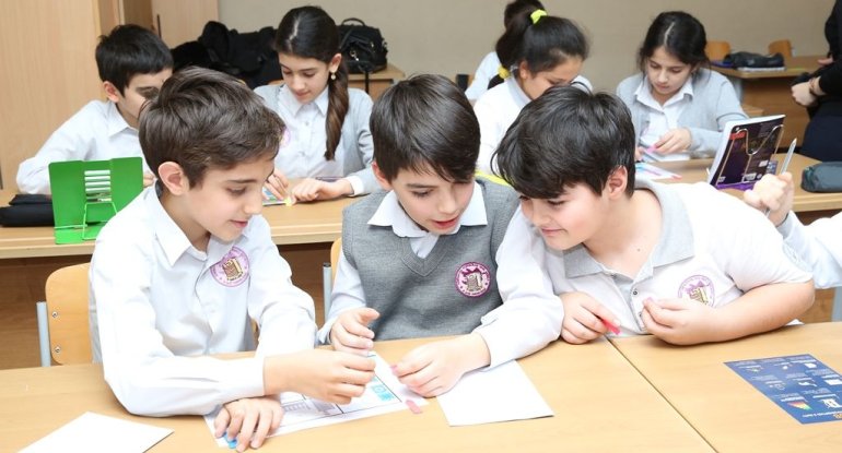 Delta ştammını daha çox məktəblilər yayırxa0- Həkim