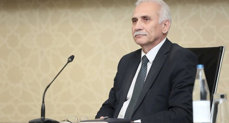 Səhiyyə nazirinin müavini Azərbaycanda vaksin yaşının azaldılmasına münasibət bildirib