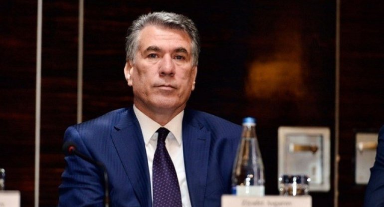 Komitə sədri: 