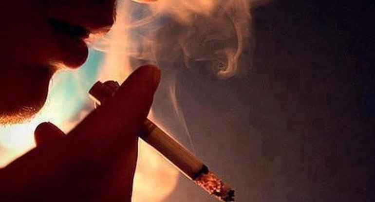 Siqaretdən imtina etməyə kömək edən... meyvə