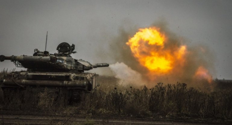 Rusiya mətbuatı: Ukrayna ordusu hərbi əməliyyatlara başladı - ağır döyüşlər gedir