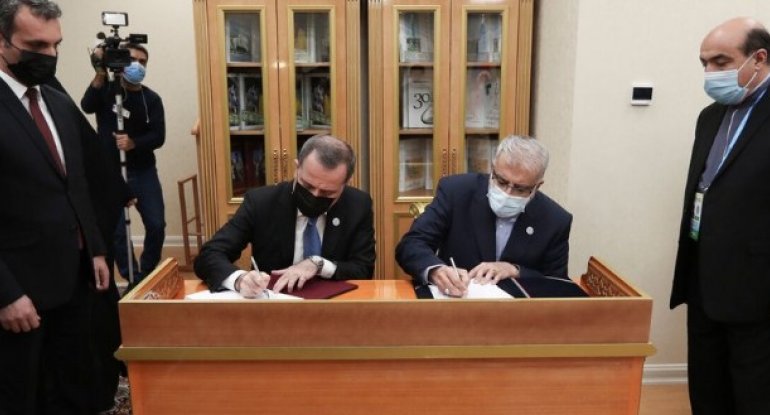 İran, Azərbaycan və Türkmənistan arasında qaz mübadiləsi sazişi imzalanıb