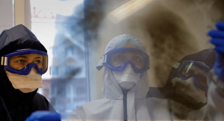 ÜST: “Koronavirus keçirənlərin “omikron”a yoluxma ehtimalı daha yüksəkdir”