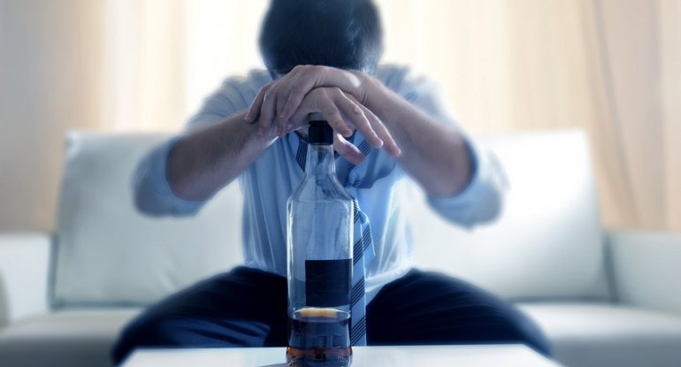 Bu içki xərçəng xəstəliyi riskini ikiqat artırır