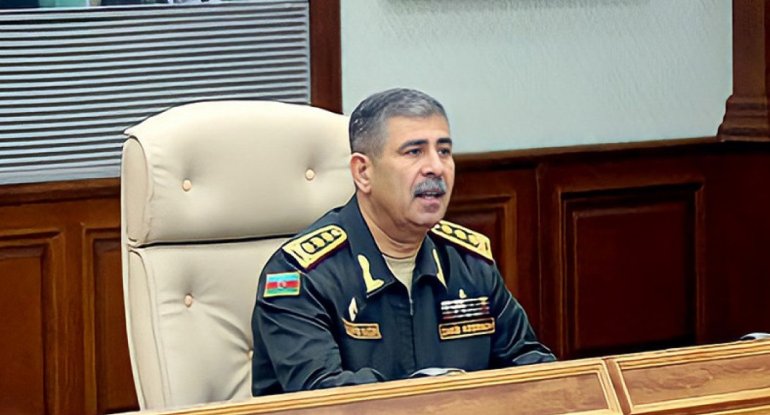 Zakir Həsənov əmr etdi
