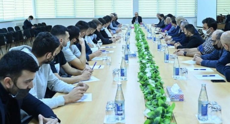 Emin Əmrullayev federasiya daxili ilk toplantısını keçirdi - FOTO