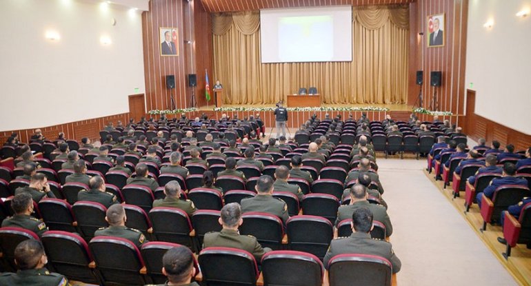 Azərbaycan Ordusunun kadr işləri üzrə heyətinin təlim-metodiki toplanışı keçirilib