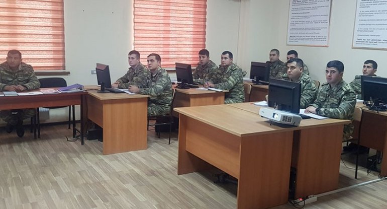 Azərbaycan Ordusunun bölük komandirləri ilə təlim toplanışları keçirilib - VİDEO