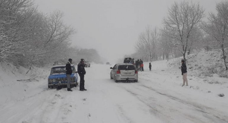 Sabah bu yollar buz bağlayacaq -xa0SÜRÜCÜLƏRƏ XƏBƏRDARLIQxa0