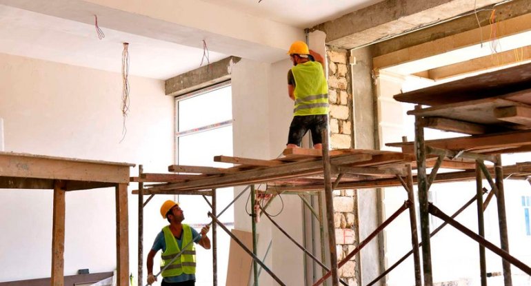 Şuşa və Ağdamda 960 yerlik məktəblərin tikintisinə başlanılıb