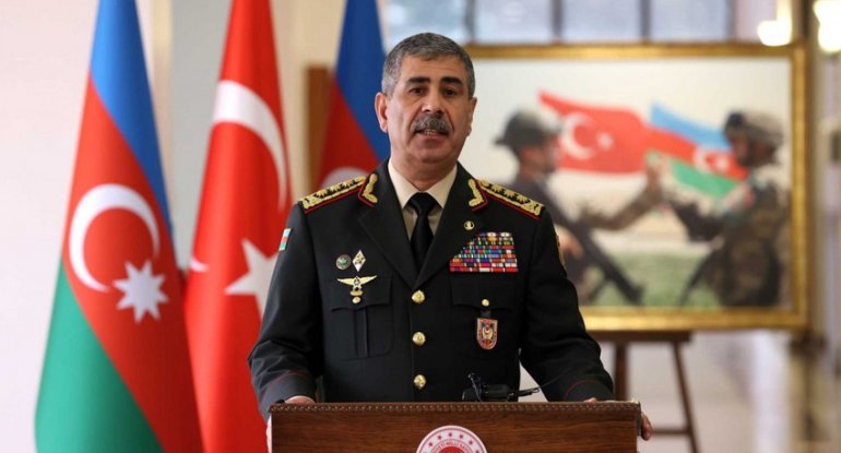 Müdafizə naziri Türkiyə modelinin Azərbaycan Ordusunda tətbiqinin sürətləndirilməsini tapşırıb